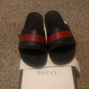 Gucci pursuit 72 slide size 12